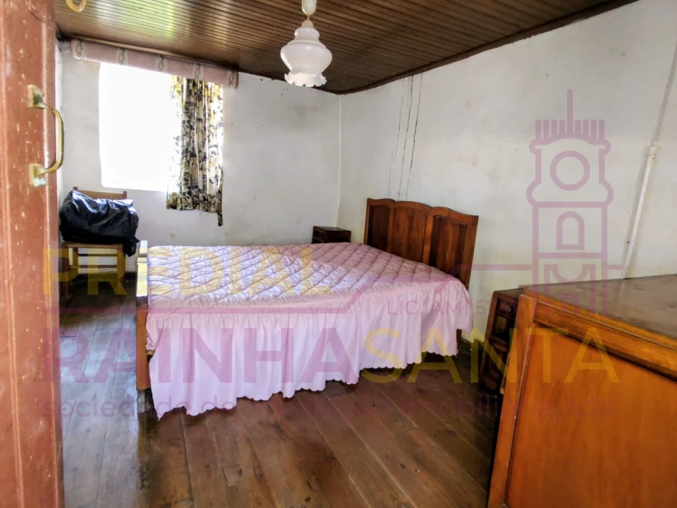 Moradia T2 para Venda em Arrifana Foto 7