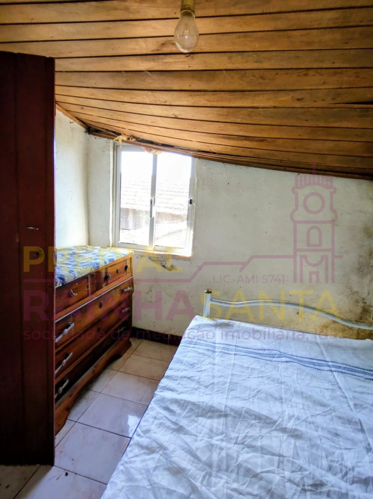 Moradia T2 para Venda em Arrifana Foto 10