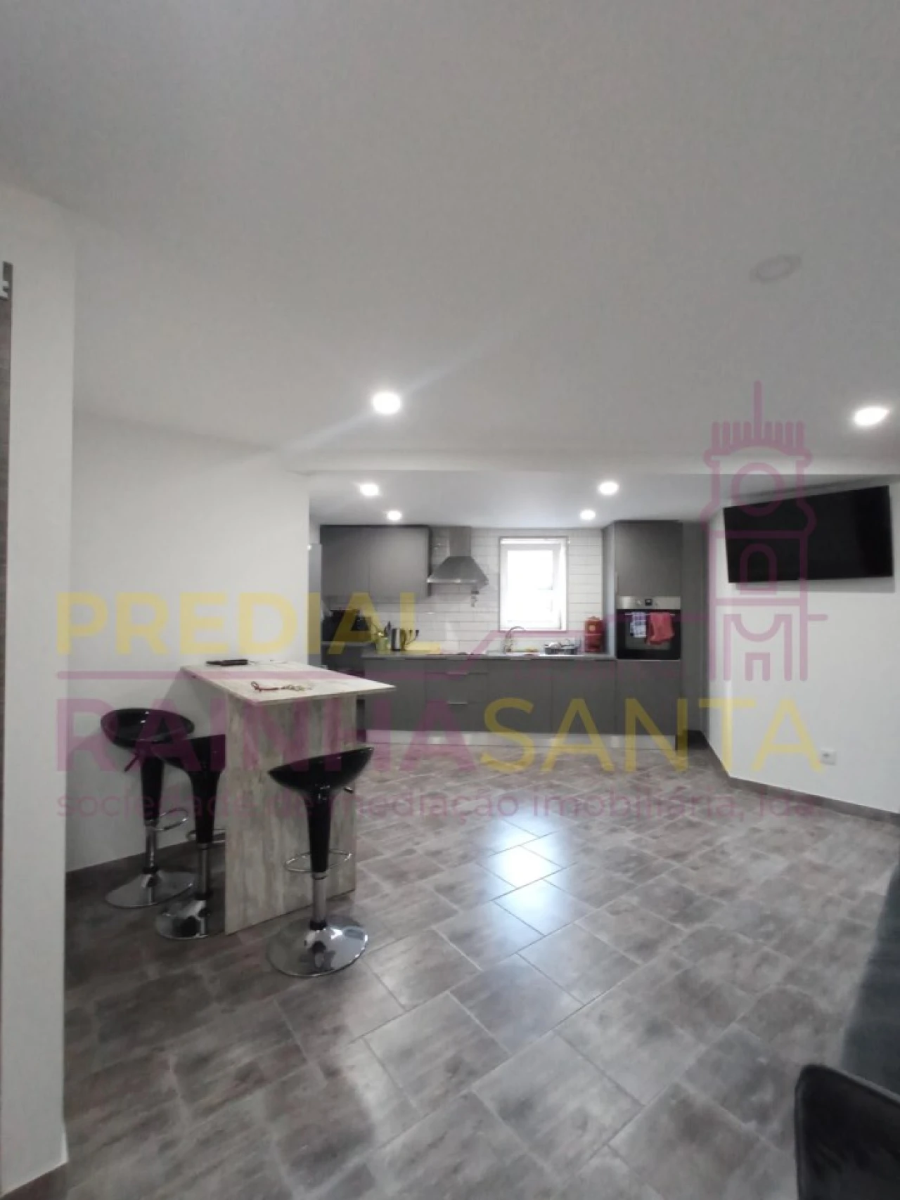 Prédio para Venda em Santa Clara e Castelo Viegas Foto 13