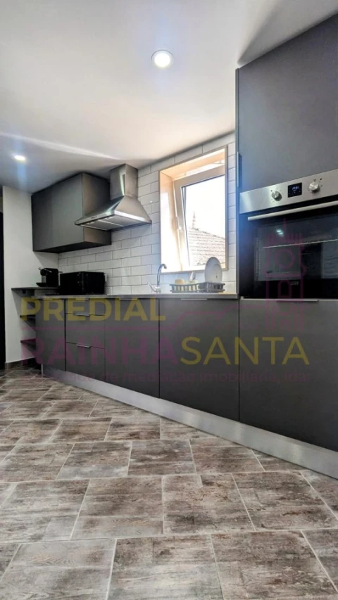 Prédio para Venda em Santa Clara e Castelo Viegas