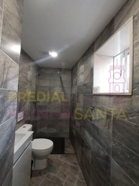 Prédio para Venda em Santa Clara e Castelo Viegas