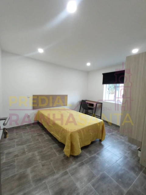 Prédio para Venda em Santa Clara e Castelo Viegas