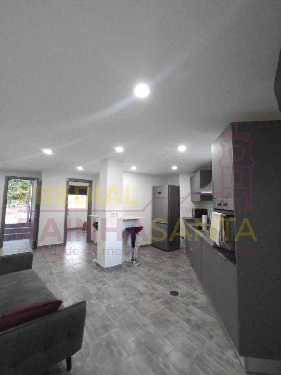 Prédio para Venda em Santa Clara e Castelo Viegas Foto 17