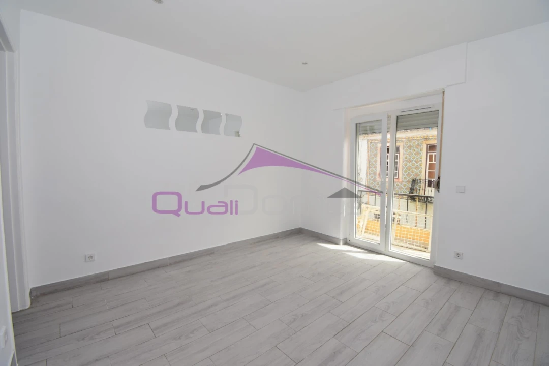 Moradia T2 para Venda em Nossa Sra de Fatima Foto 5