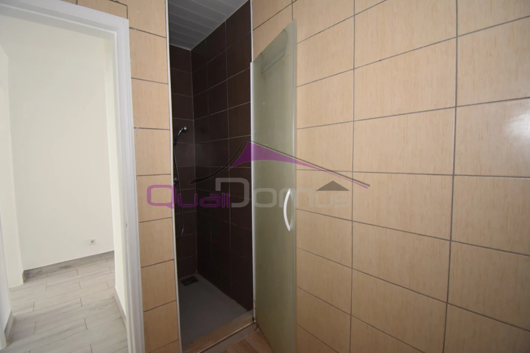 Moradia T2 para Venda em Nossa Sra de Fatima Foto 7