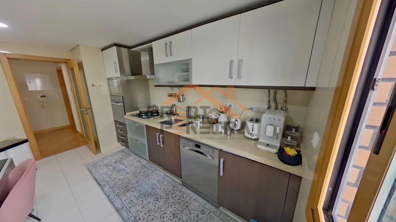 Apartamento T2 para Venda em Ramada e Caneças Foto 11