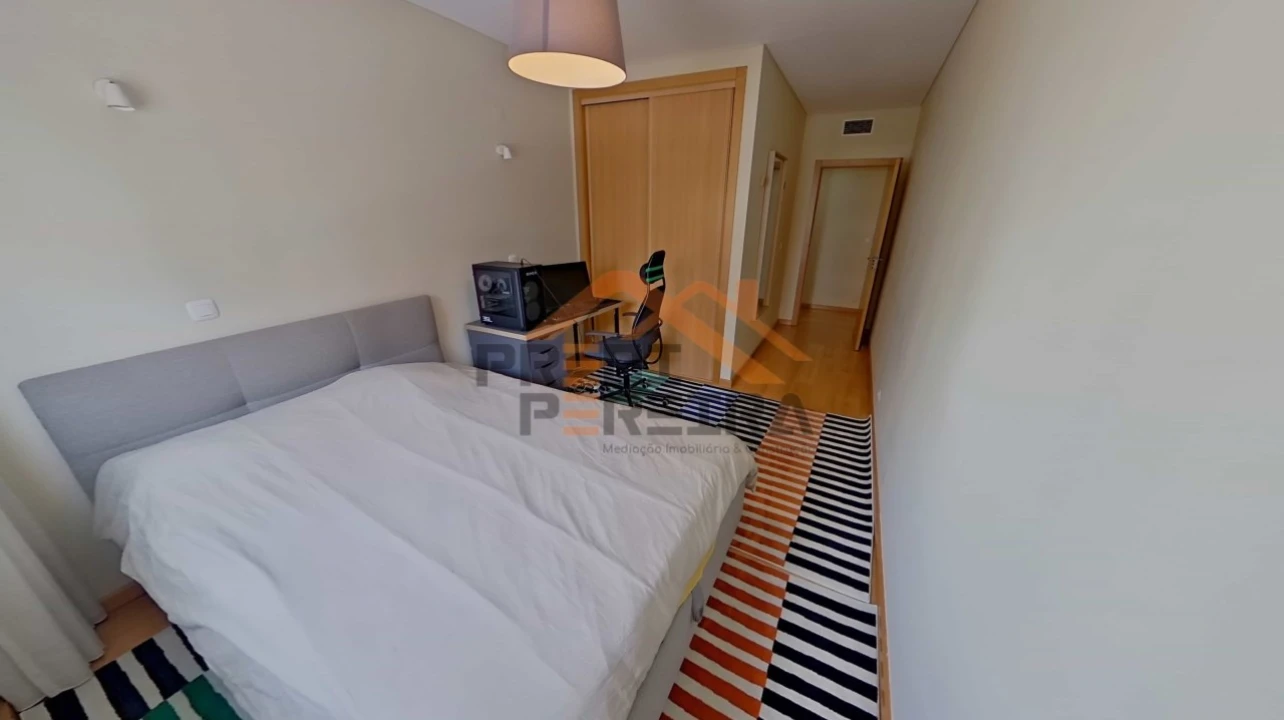 Apartamento T2 para Venda em Ramada e Caneças Foto 18