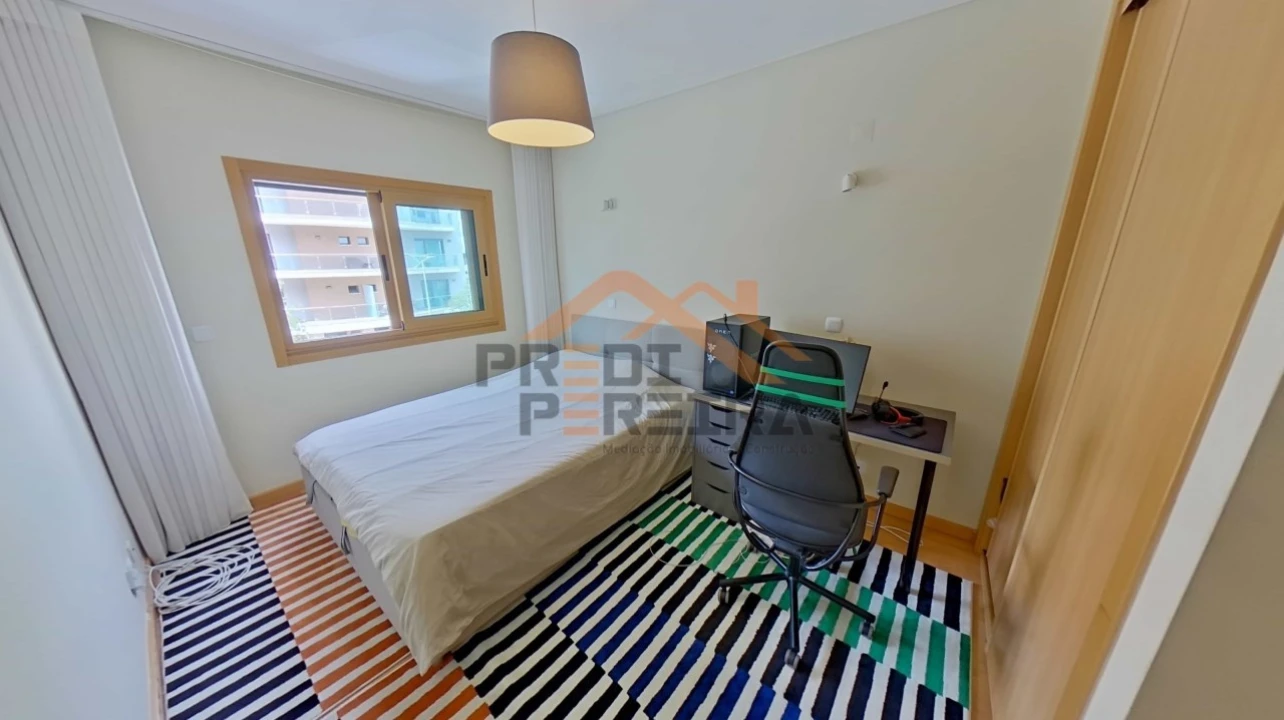 Apartamento T2 para Venda em Ramada e Caneças Foto 24