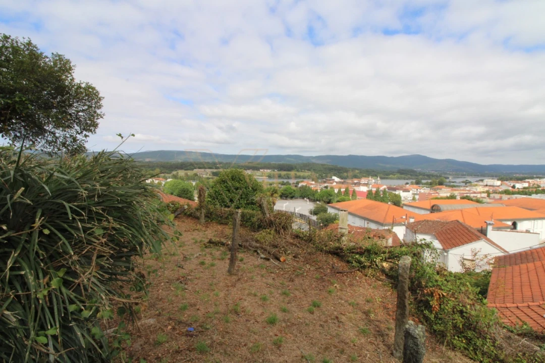 Moradia T3 para Venda em Vila Nova de Cerveira e Lovelhe Foto 2