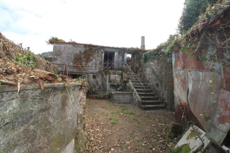 Moradia T3 para Venda em Vila Nova de Cerveira e Lovelhe Foto 4