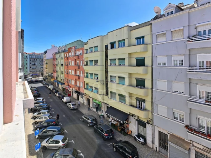 Apartamento T2 para Venda em Arroios Foto 10