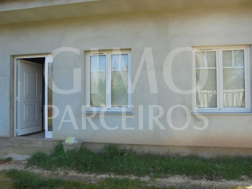 Armazém para Venda em Covões e Camarneira Foto 4