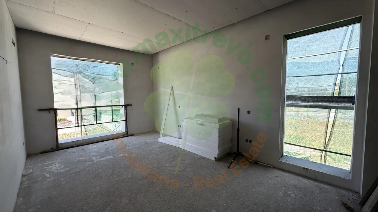 Moradia T4 para Venda em Charneca de Caparica e Sobreda Foto 29