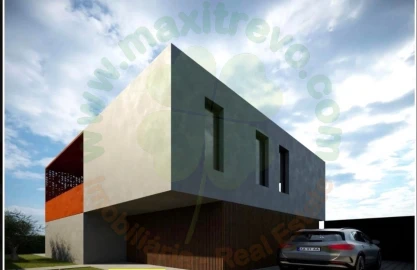Moradia T4 para Venda em Charneca de Caparica e Sobreda