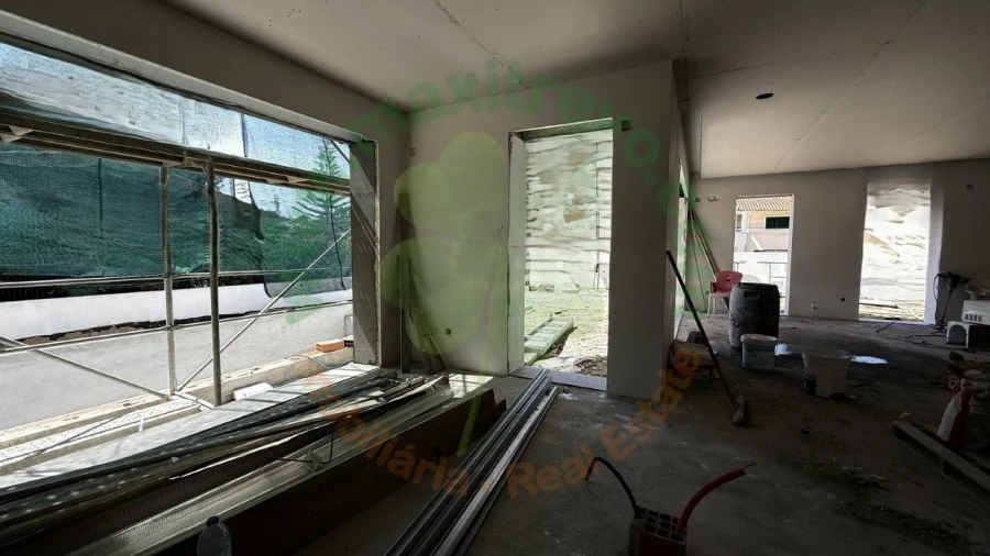 Moradia T4 para Venda em Charneca de Caparica e Sobreda Foto 25