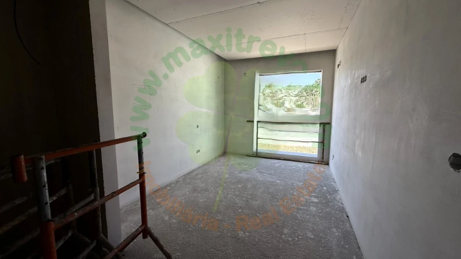 Moradia T4 para Venda em Charneca de Caparica e Sobreda Foto 30