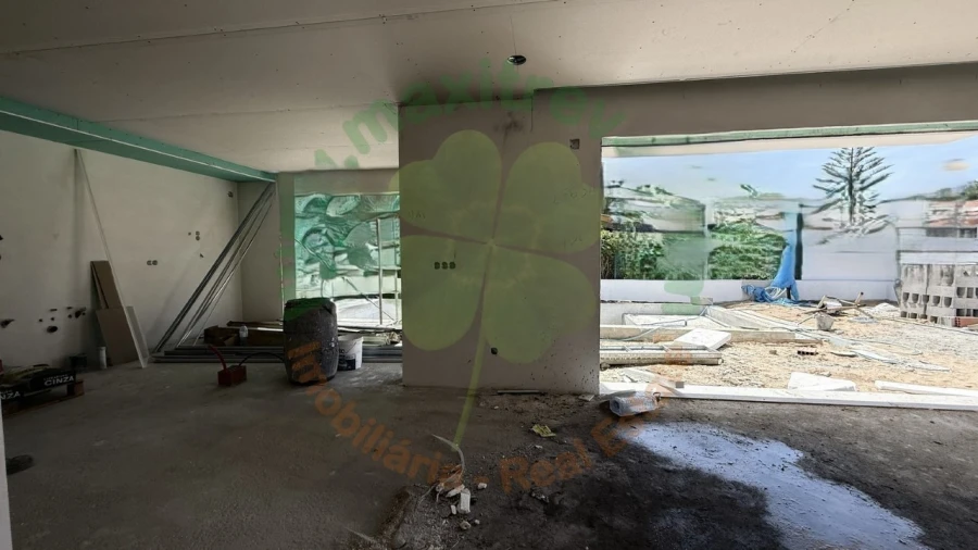 Moradia T4 para Venda em Charneca de Caparica e Sobreda Foto 41