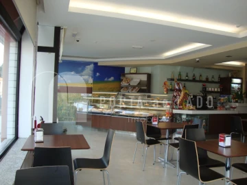 Negócio para Venda em Pedroso e Seixezelo