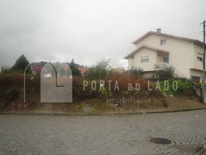 Terreno para Venda em Pedroso e Seixezelo Foto 2