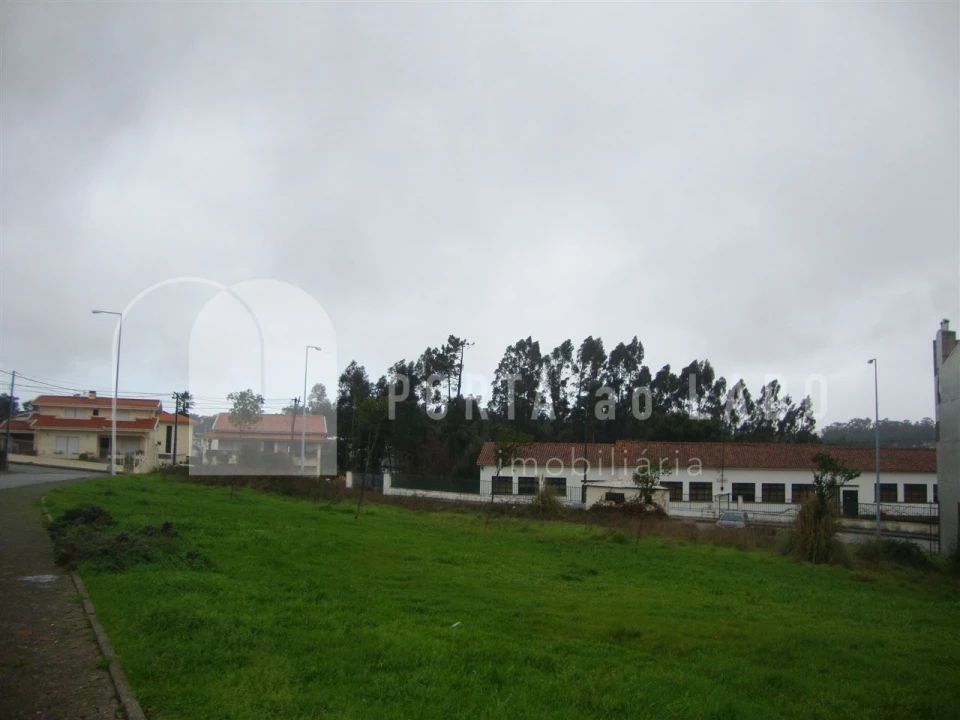 Terreno para Venda em Argoncilhe Foto 5