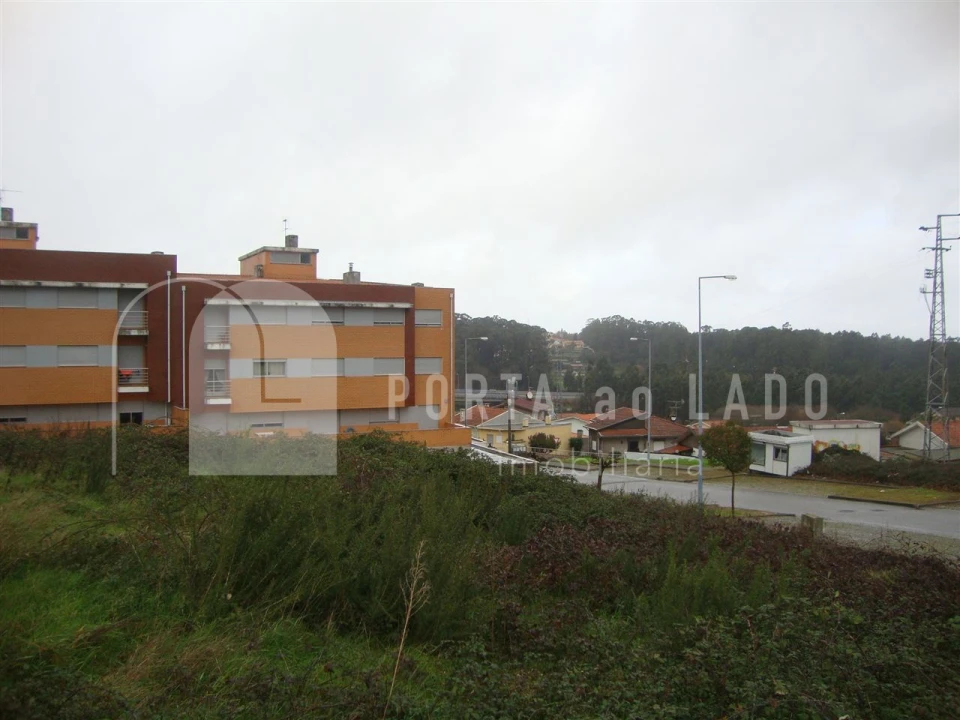 Terreno para Venda em Argoncilhe Foto 4