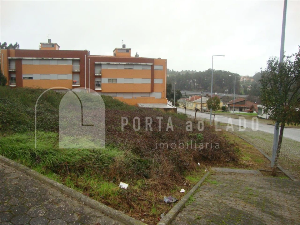 Terreno para Venda em Argoncilhe Foto 6