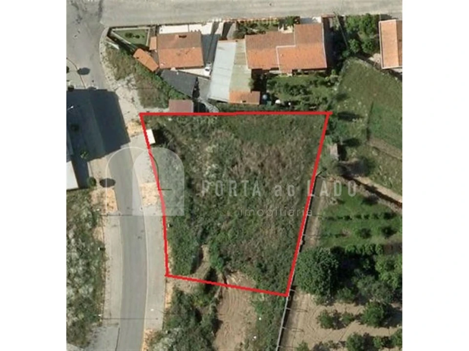 Terreno para Venda em Argoncilhe Foto 5