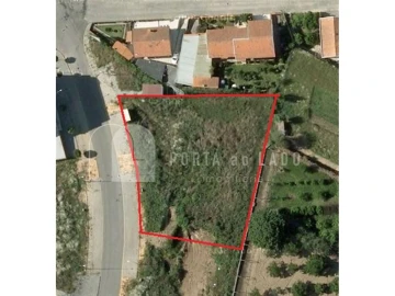 Terreno para Venda em Argoncilhe