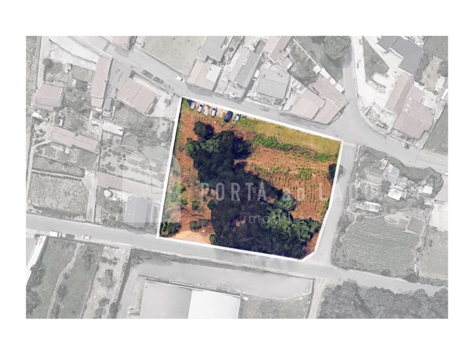 Terreno para Venda em Pedroso e Seixezelo Foto 1