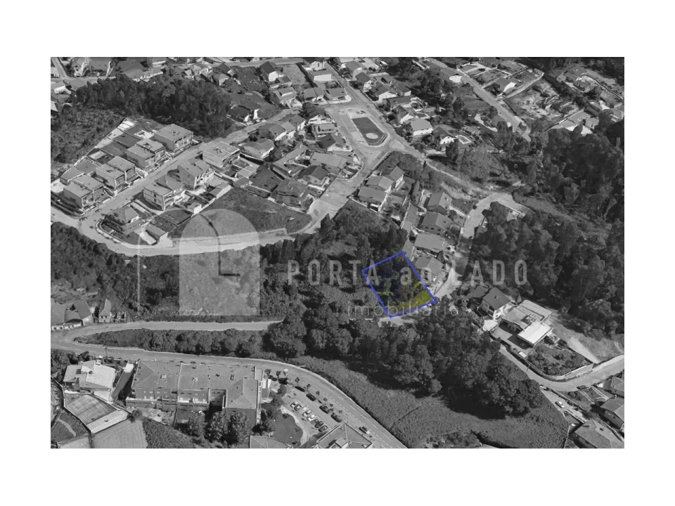 Terreno para Venda em Lobão, Gião, Louredo e Guisande Foto 1