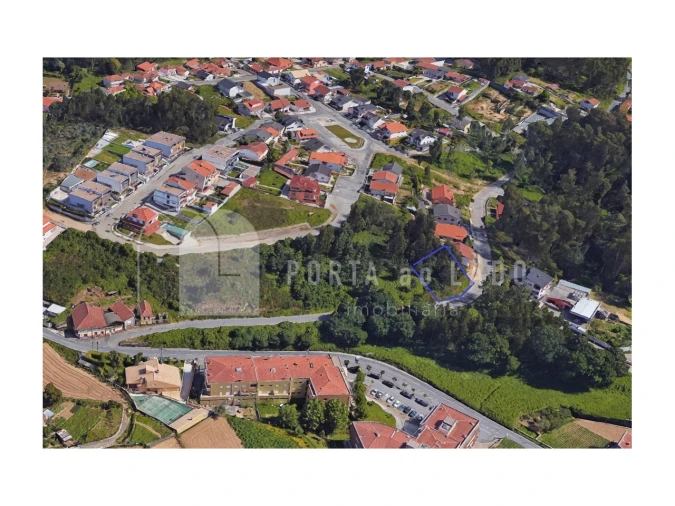Terreno para Venda em Lobão, Gião, Louredo e Guisande Foto 2