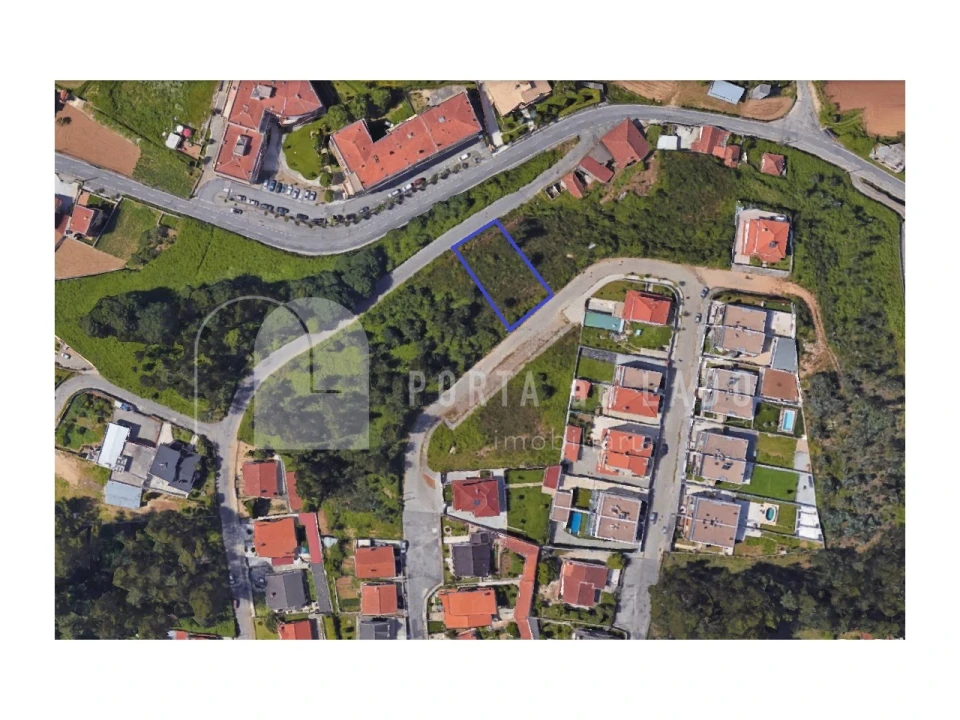 Terreno para Venda em Lobão, Gião, Louredo e Guisande Foto 1