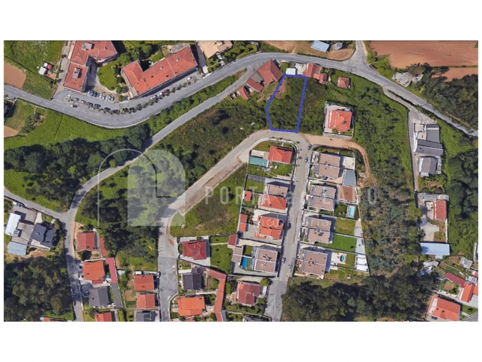 Terreno para Venda em Lobão, Gião, Louredo e Guisande Foto 2