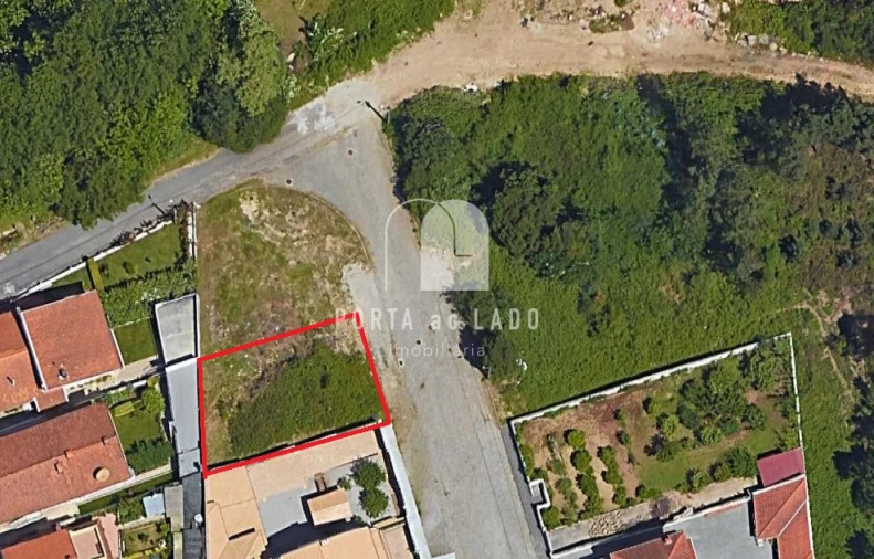 Terreno para Venda em Arrifana