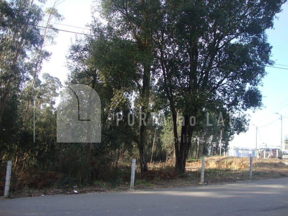 Terreno para Venda em Sandim, Olival, Lever e Crestuma Foto 1