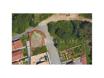 Terreno para Venda em Arrifana