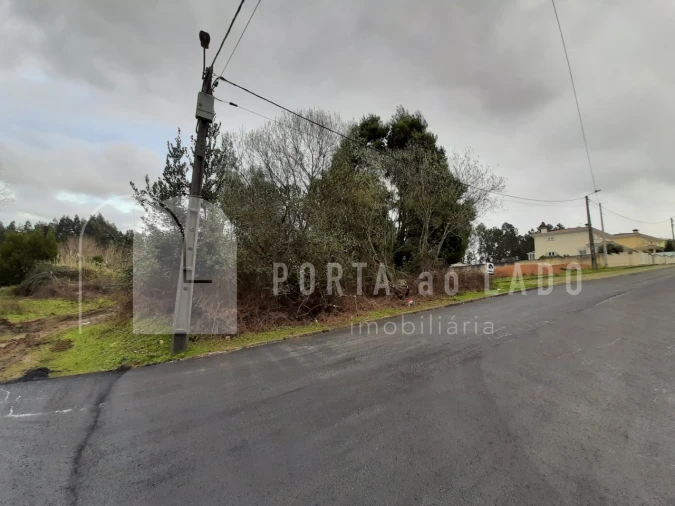 Terreno para Venda em Arrifana Foto 2