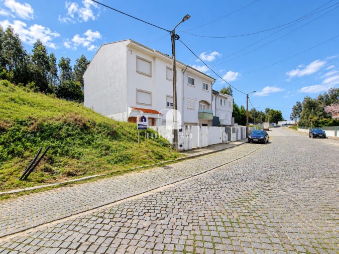 Terreno para Venda em Pedroso e Seixezelo Foto 3