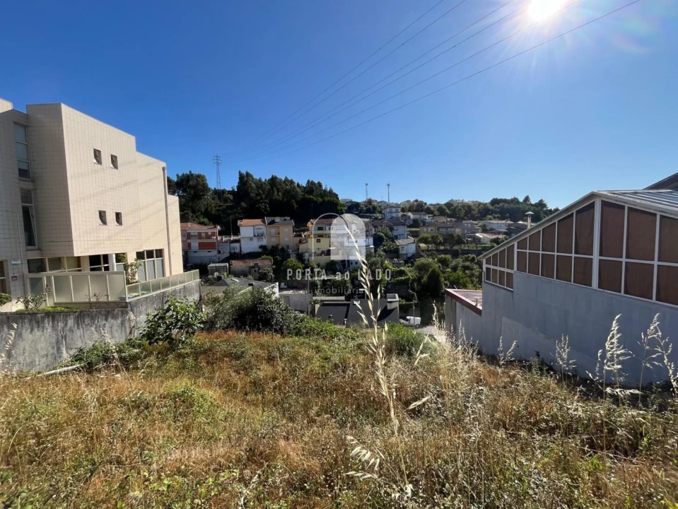 Terreno para Venda em Pedroso e Seixezelo Foto 2