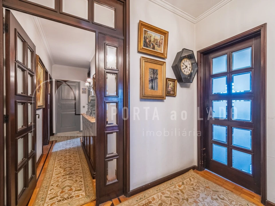 Moradia T4 para Venda em Arrifana Foto 3