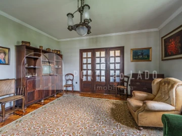 Moradia T4 para Venda em Arrifana