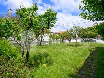 Moradia T4 para Venda em Arrifana