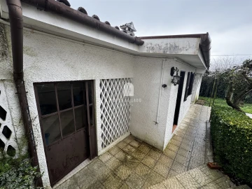 Moradia T4 para Venda em Arrifana