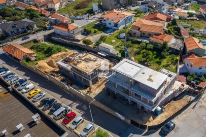 Moradia T4 para Venda em Canidelo