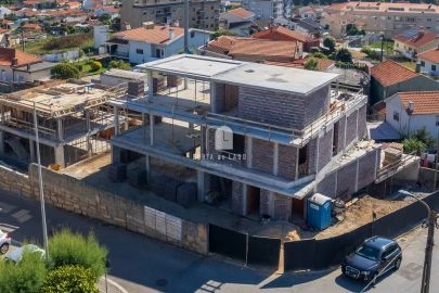 Moradia T4 para Venda em Canidelo