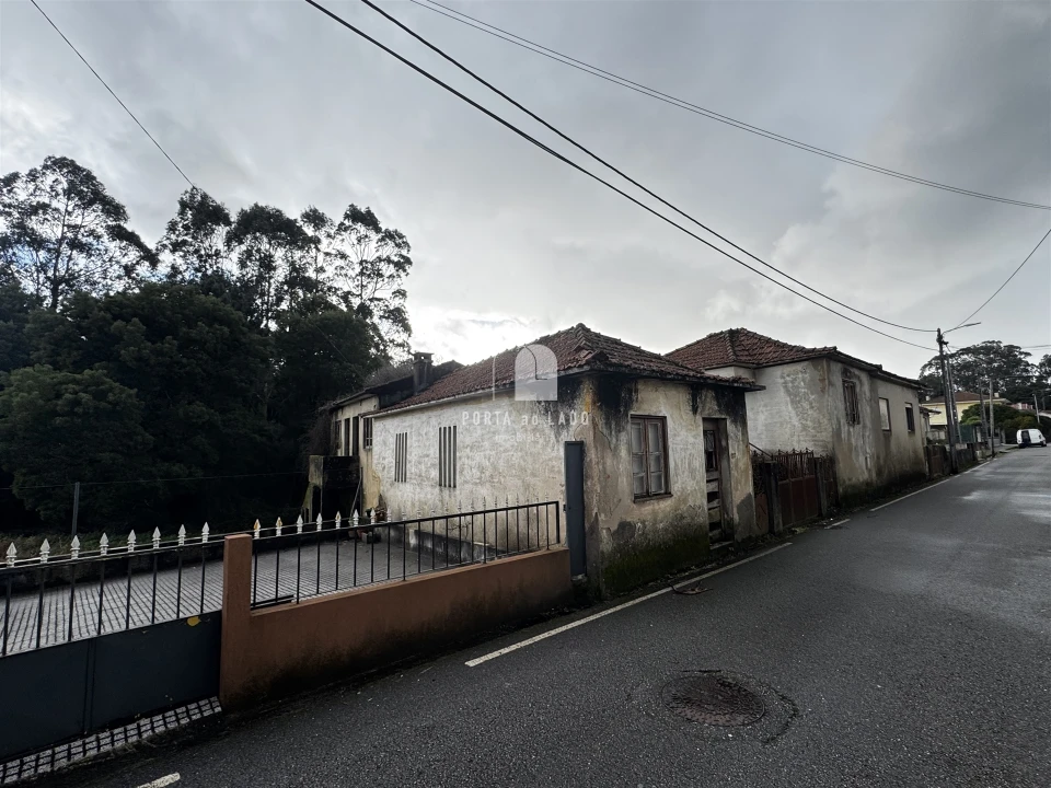 Moradia T2 para Venda em Argoncilhe Foto 1