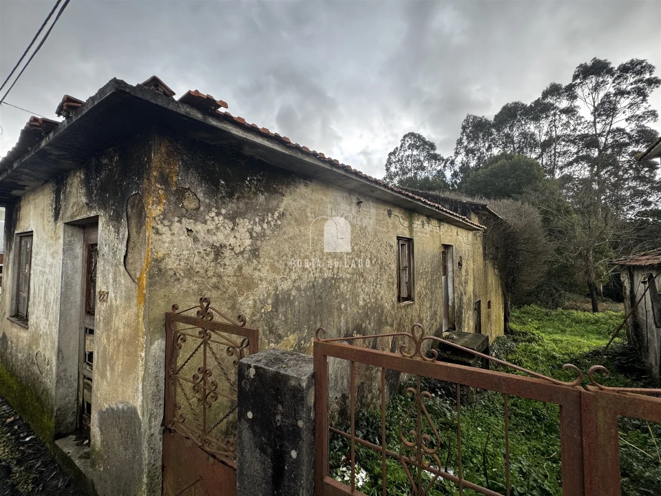 Moradia T2 para Venda em Argoncilhe Foto 6