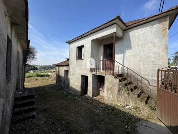 Moradia T3 para Venda em Argoncilhe