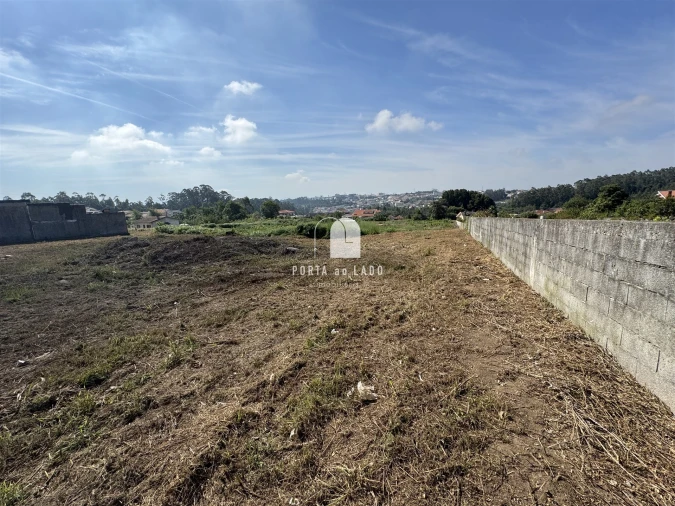 Moradia T3 para Venda em Argoncilhe Foto 10