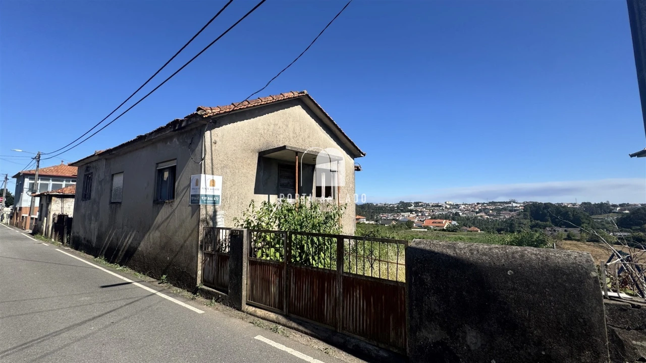 Moradia T3 para Venda em Argoncilhe Foto 2